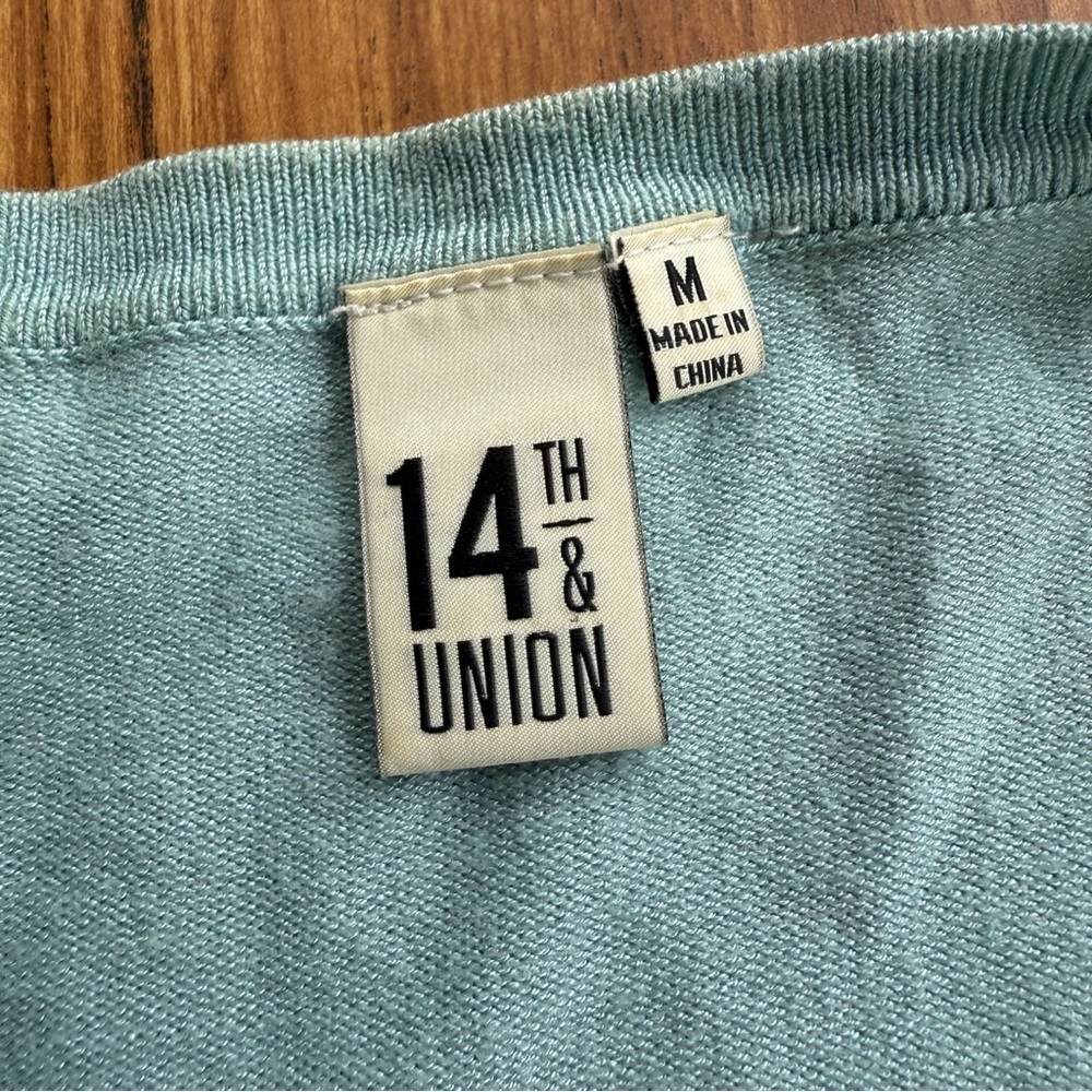 14th & Union Seafoam Green Cardigan | V-Neck | 3/4 Sleeve | Size Medium - Picture 3 of 3